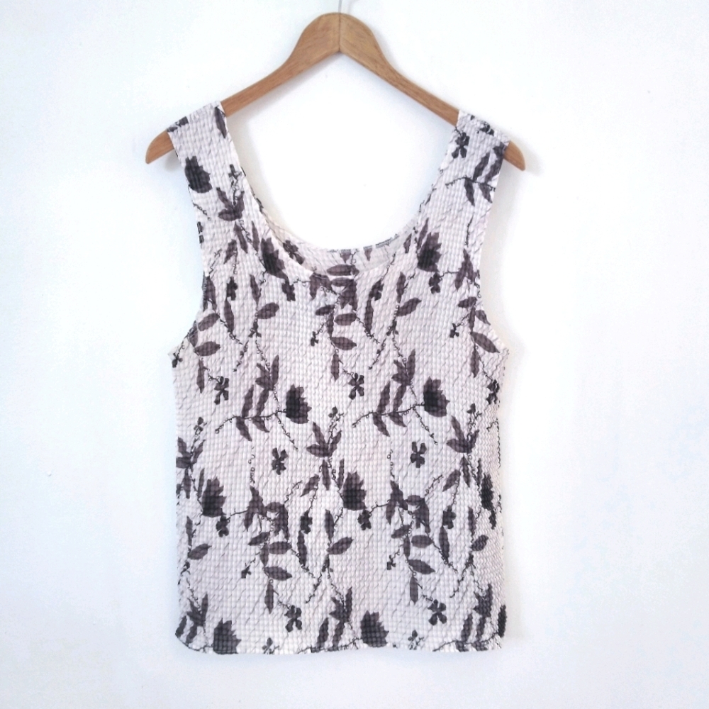 Boho Black Floral Sleeveless Ribbed Top